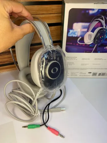 fone de ouvido Headset Gamer com Fio com Led RGB Onistek ON-FN639 an5
