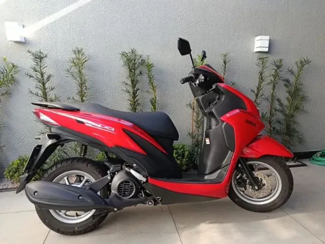 Yamaha Fluo ABS Híbrida Connect