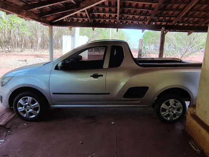 Chevrolet Montana LS 1.4 Econoflex 8V 2P 2013