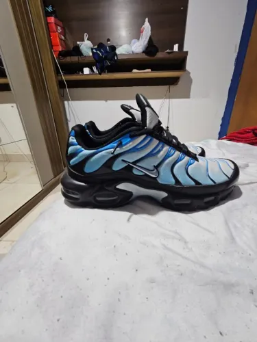 TENIS NIKE TN