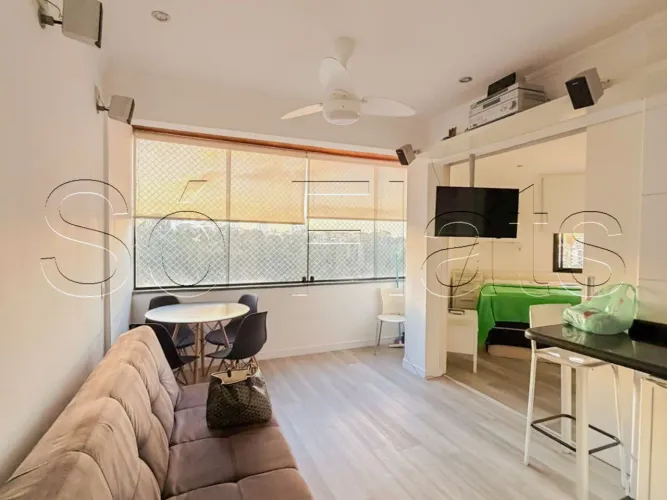 Morumbi Business, disponível para locação bem localizado com 34m², 1 dormitório e 1 vaga.
