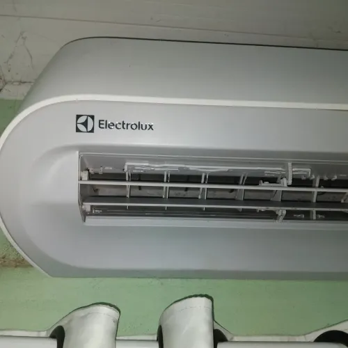 Central de ar Electrolux Inverter 12000 BTUs