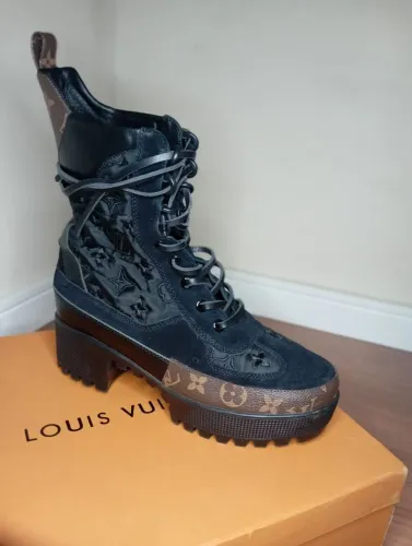 Bota Feminina Louis Vuitton