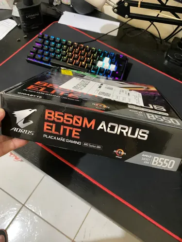 Placa mãe b550m aorus elite