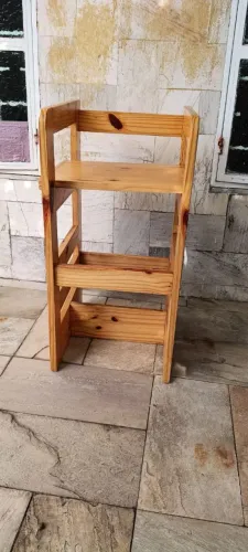 Cadeirão de alimentação 3 em 1 / Torre Montessori
