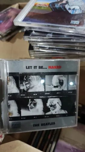 The Beatles - Let It Be ... NAKED.   CD duplo<br>90 R$