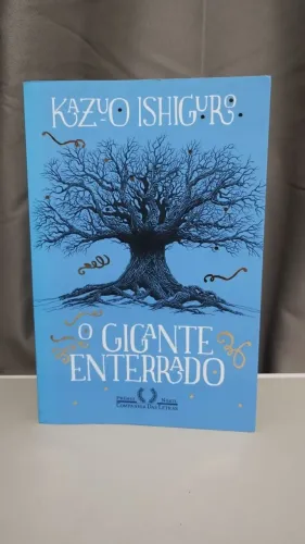 Livro O Gigante Enterrado - Kazuo Ishiguro