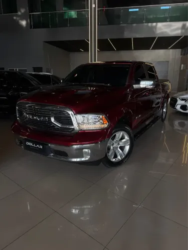 Ram Classic Laramie 5.7 V8 16V Gasolina 4X4 Aut. 2022