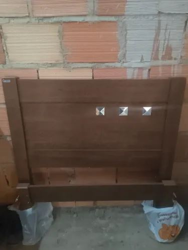 Cama de solteiro + colchão ( perfeito estado, quase sem uso )