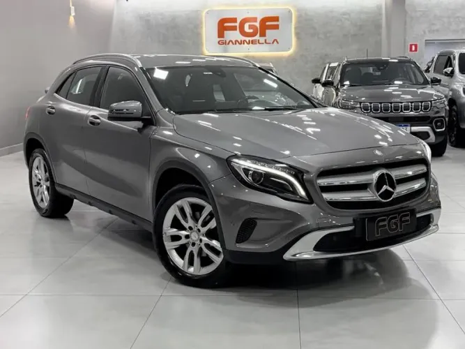 Mercedes-Benz GLA 200 Adv. 1.6/1.6 TB 16V Flex Aut. 2016