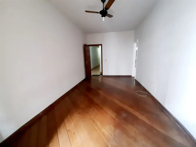 Apartamento com 2 Quartos para alugar em Vila Valqueire - Rio de Janeiro/RJ