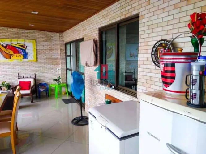 Recreio dos Bandeirantes | Apartamento 4 quartos, sendo 1 suite