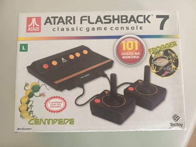Console Atari flashback 7, com 101 jogos na memória