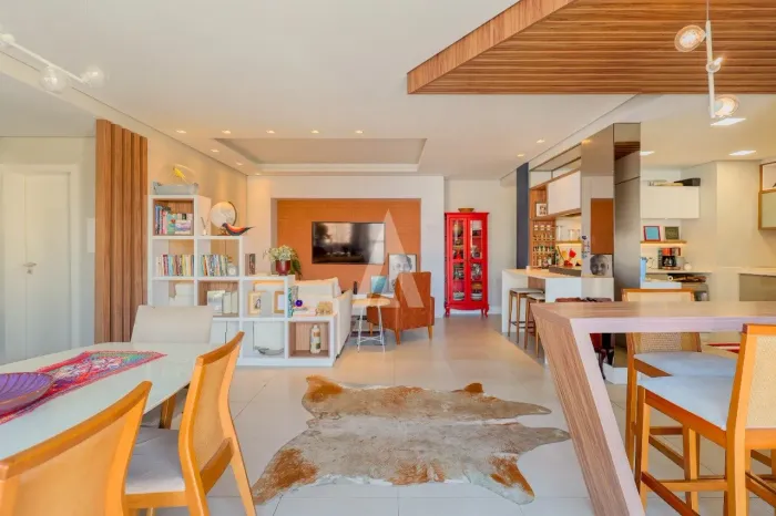 Apartamento com 1 suíte e 1 quarto à venda no bairro América, em Joinville-SC, por R$ 860.