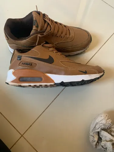 Air max 90 marrom