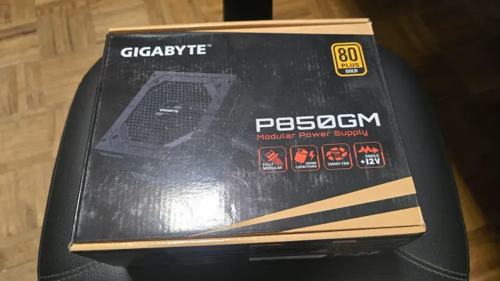Fonte 850 watts gigabyte