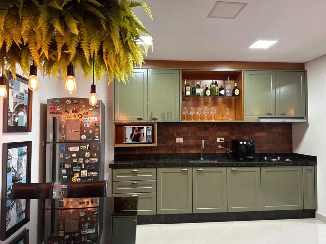 Lindo Apartamento Mobiliado no Centro de Maringá