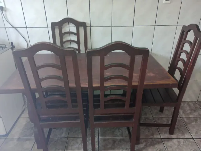 Mesa de madeira 