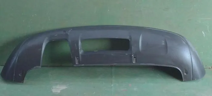 Spoiler aplique parachoque Audi q3 15