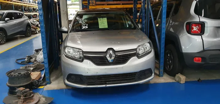 Renault Logan expr 1.6 2017 sucata somente para retirada de peças