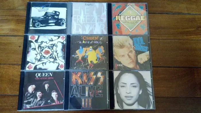 Vários cd's nacionais e importados Originais AcDc Madonna Led J. Hendrix Raimundos Barão