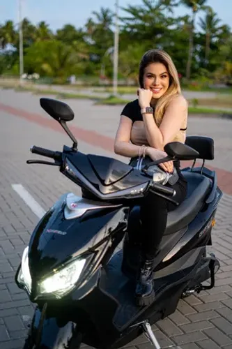 Scooter Elétrica Shineray SE3 c/ Autonomia de até 80kms por recarga