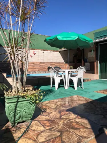 Casa com piscina privativa para aluguel de temporada
