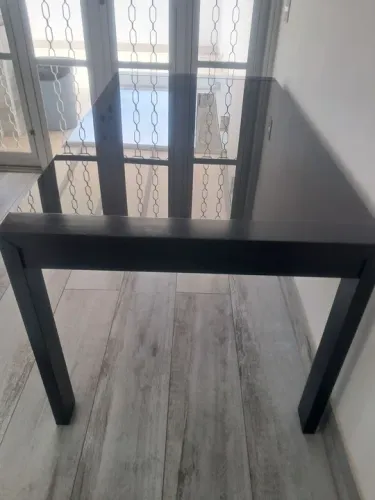 Mesa de Jantar Preta da Sid Lar