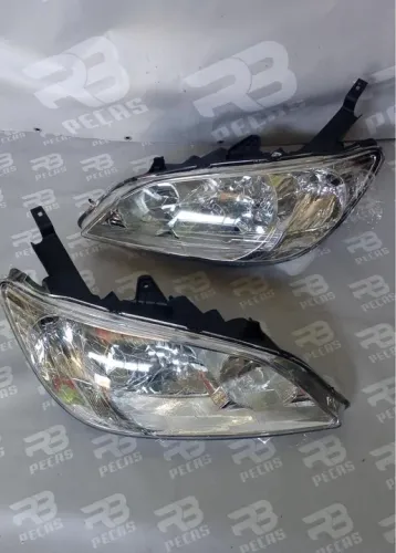 Farol Honda civic 2004/2005