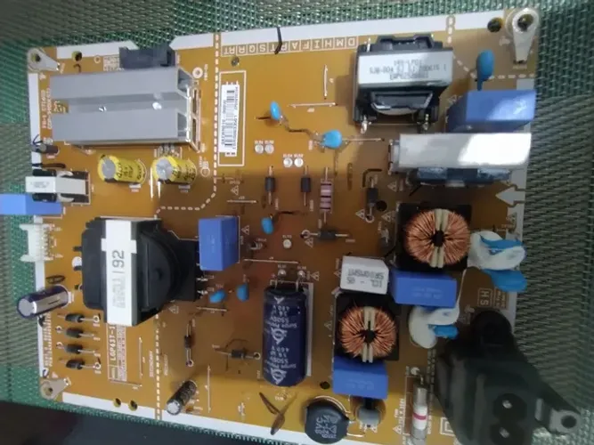 Placa fonte LG 43un7300