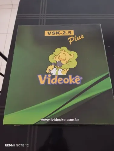 Aparelho de Videokê Ivideokê 2.5 c/ + de 12 mil músicas nunca usado