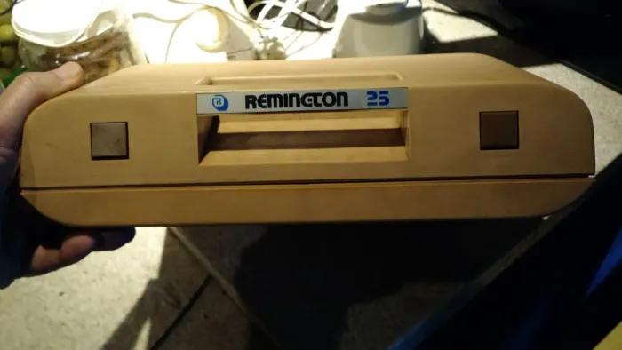 Máquina de escrever remington 25 portátil