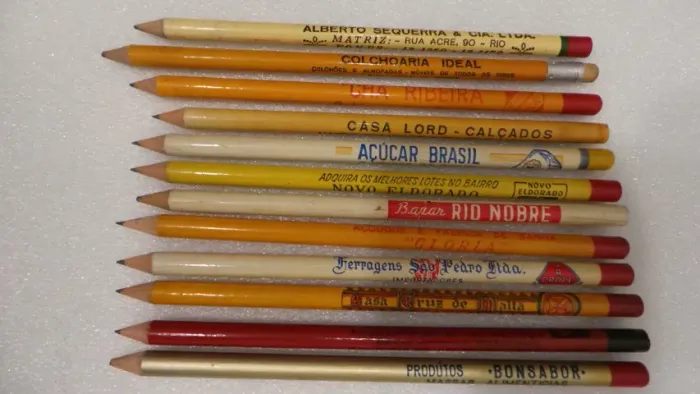 LÁPIS ANTIGOS LOTE C/ 20 UNIDADES PROPAGANDAS ANOS 60/70