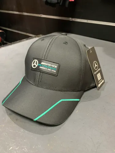 Boné Mercedes Benz