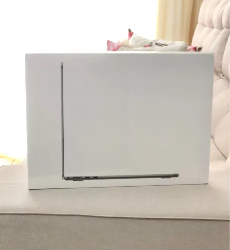 MacBook Air M4 13.6 16GB/ 512SSD