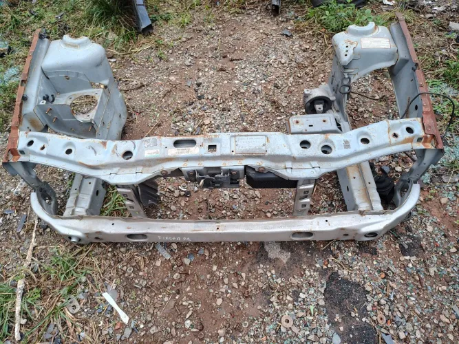 Mine frente painel frontal Ford Fiesta ano 1996 A 1998 original 