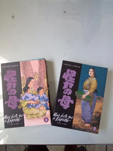 Coleção Mangá Mais Forte que a Espada - Edições 01 e 02