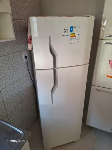 Geladeira Electrolux DC35A