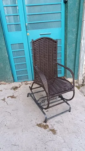 Cadeira de balanço pronta entrega