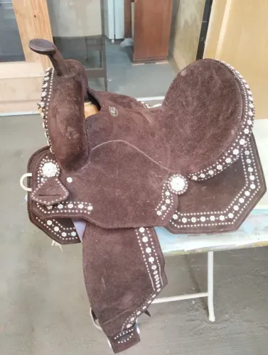 Sela Neoprene Marrom com Strass Cavalaria Tambor e Team Penning STNV42 14"
