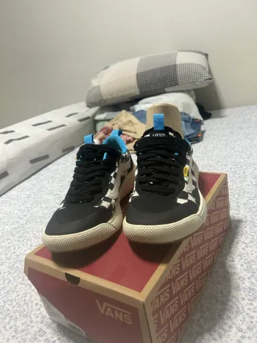 Tênis vans novo. Ler anúncio.