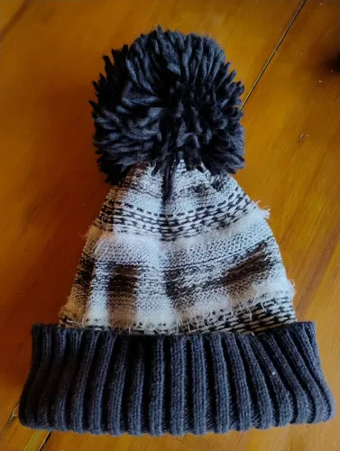 gorro de frio com pompom