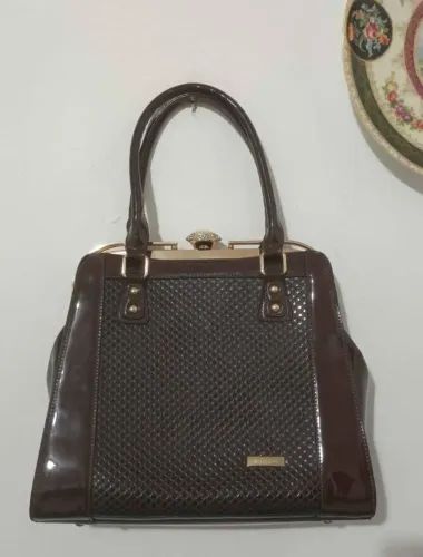 Bolsa de mão marrom