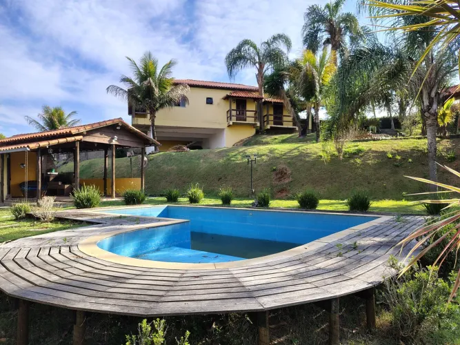 GRANJA TOP 1500m2 LAGOA BONITA 03 QUARTOS 1 SUITE SALA AMPLA COZINHA AREA GOURMET PISCINA 