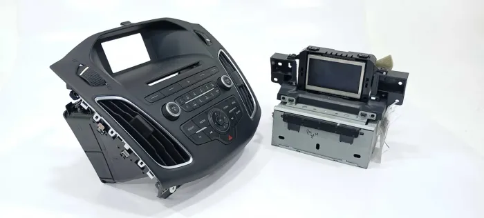 Radio Ford Focus Se At Flex 2.0 2015 V2285
