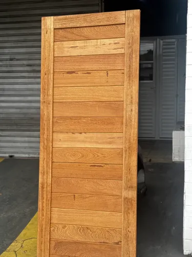 Portas de madeira angelim pedra 80cm - Super PROMOÇÃO