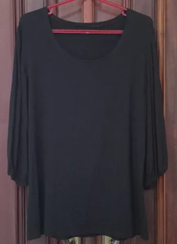 Blusa feminina em Viscose Manga 3/4 Preta Tamanho Grande 50