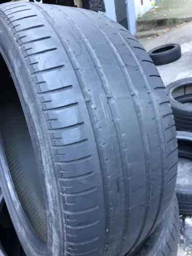 Pneu 275/40/20 Por 400$ Pirelli pzero seminovo peça única