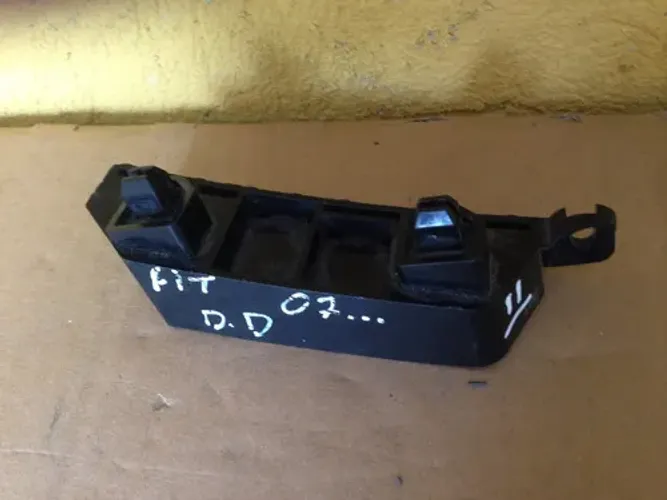 Guia Parachoque Dianteiro Honda Fit 2004 A 2008 Ld 22103190