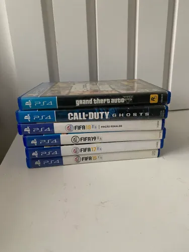 PS4 FAT 500GB C/ 2 CONTROLES 